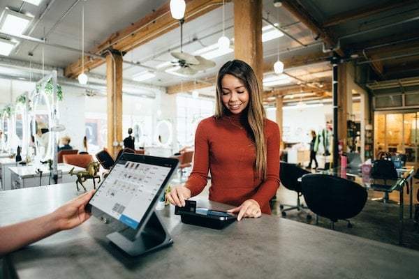 cashier