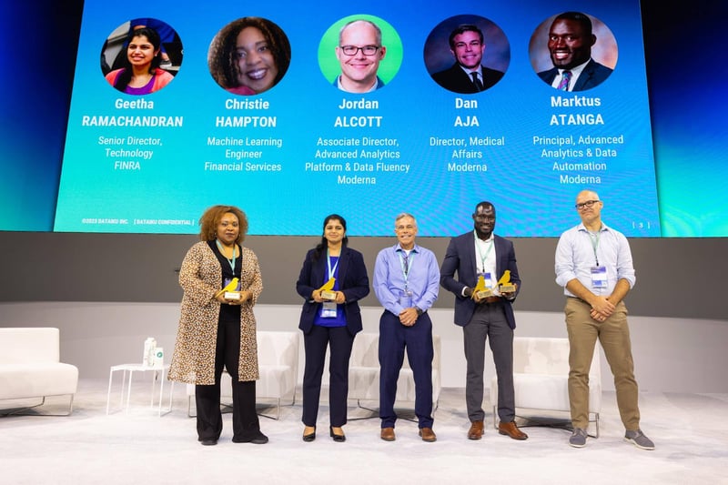 Christie Hampton, Geetha Ramachandran (FINRA), Dan Aja (Moderna) Marktus Atanga (Moderna) and Jordan Alcott (Moderna) were recognized onstage at Everyday AI New York for their contributions to the 2023 Dataiku Frontrunner Awards